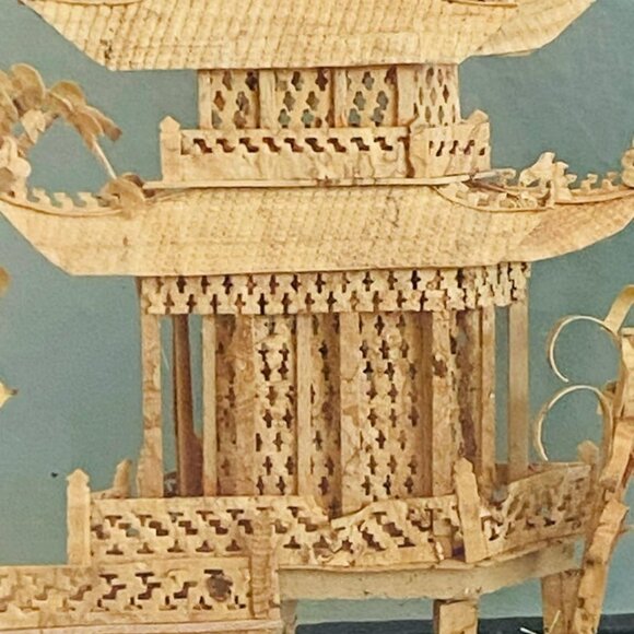 Cork Art Diorama: Intricate Chinoiserie Sculpture with Cranes - Picture 7 of 10